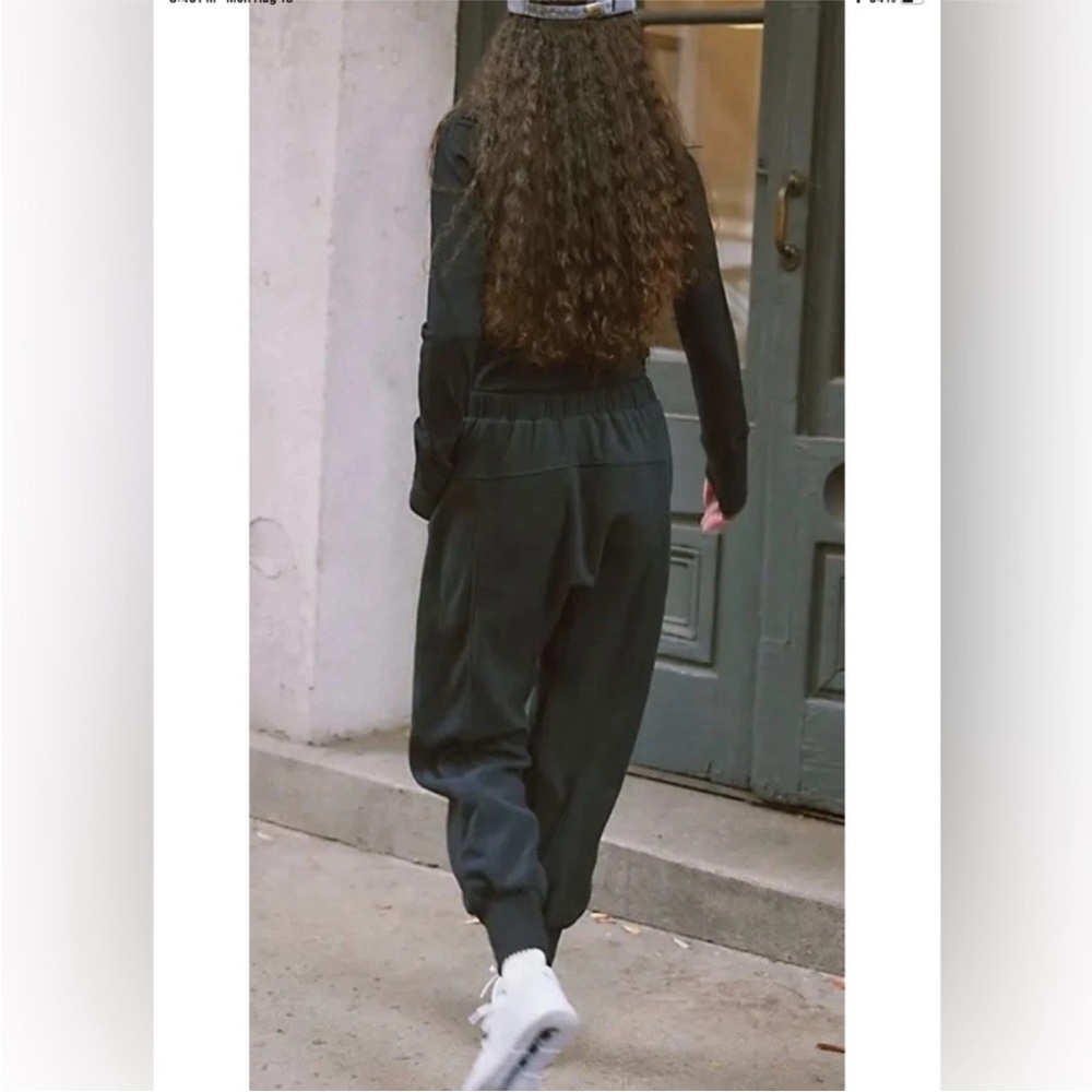 FP Movement by Free People Black Joggers. NWOT - Picture 2 of 9